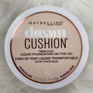 4/$20 Maybellin Dream Cushion Foundation Porcelain